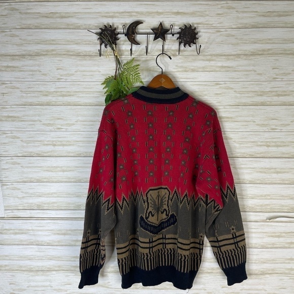 Vintage Red Chunky Cotton Medieval Sword Crest Mockneck Sweater - Picture 4 of 4